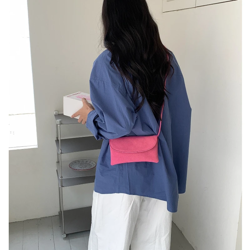 Мини-квадратная сумка на одно плечо, поясная сумка, модная легкая карманная сумка через плечо с клапаном и магнитным кошельком
Мини-квадратная сумка на одно плечо, поясная сумка, модная легкая карманная сумка через плечо с клапаном и магнитным кошельком