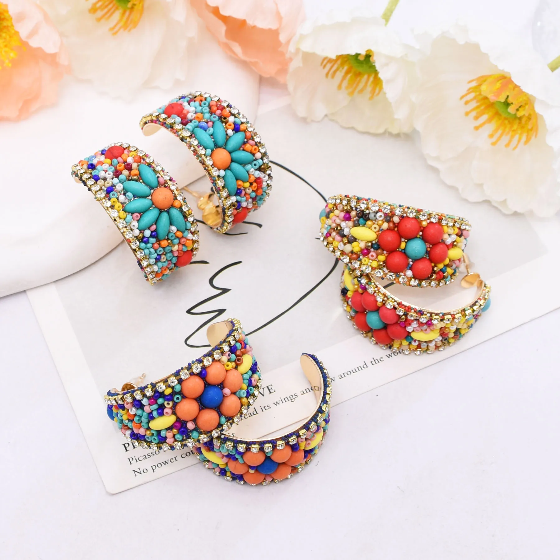 Niche design sense bohemian mizhu earrings beach vacation style earrings women fashion trend travel daily versatile accessories
Niche design sense bohemian mizhu earrings beach vacation style earrings women fashion trend travel daily versatile accessories
