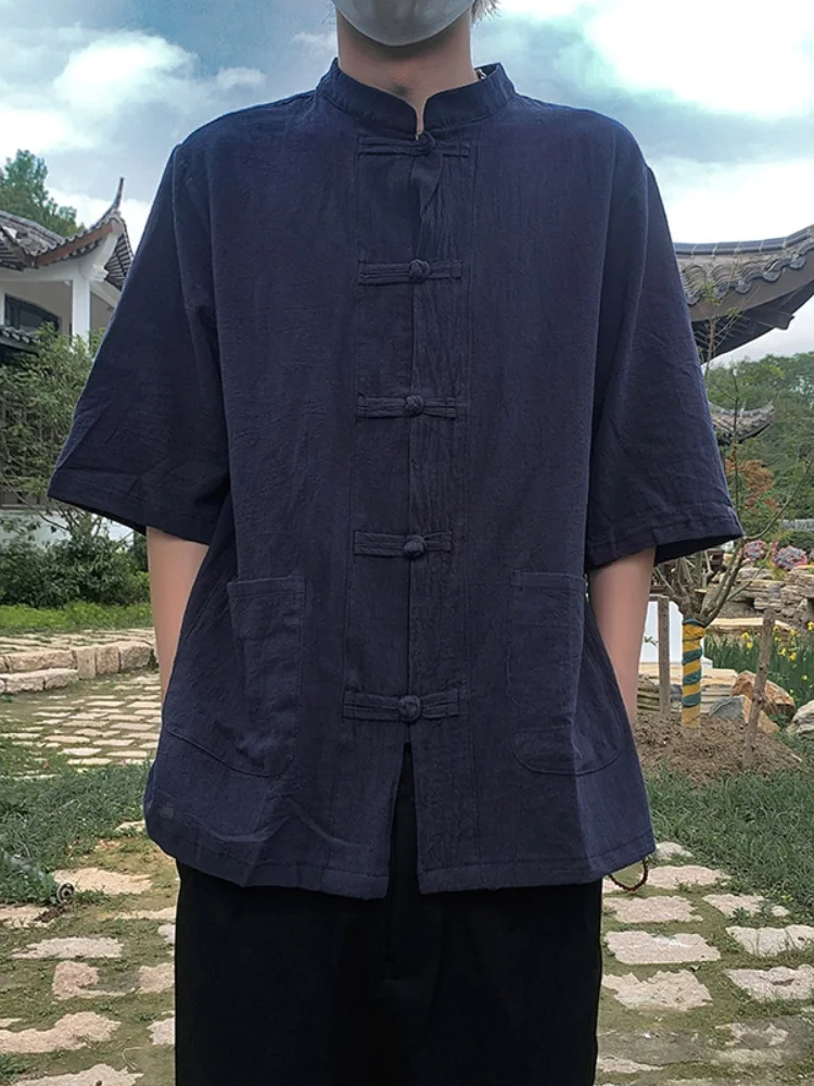 Новая китайская летняя рубашка свободного кроя с коротким рукавом для мужчин, тонкая, на пуговицах, в стиле танского костюма, вдохновленная ханьфу, молодежная, модная.
Новая китайская летняя рубашка свободного кроя с коротким рукавом для мужчин, тонкая, на пуговицах, в стиле танского костюма, вдохновленная ханьфу, молодежная, модная.