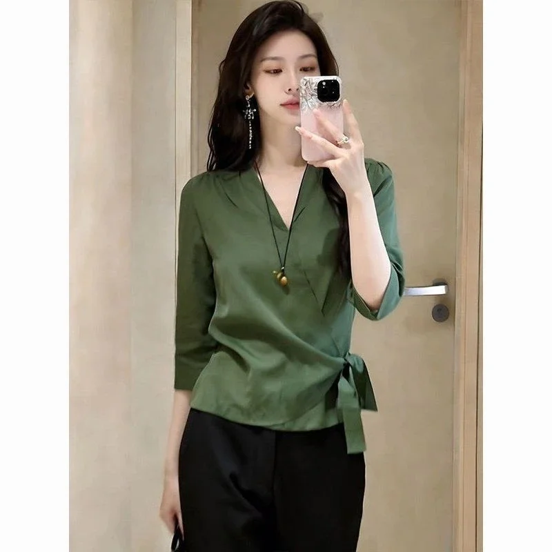 Women's V-Neck Wrap Tie Waist Blouse 3/4 Sleeve Casual Summer Shirt
Women's V-Neck Wrap Tie Waist Blouse 3/4 Sleeve Casual Summer Shirt
