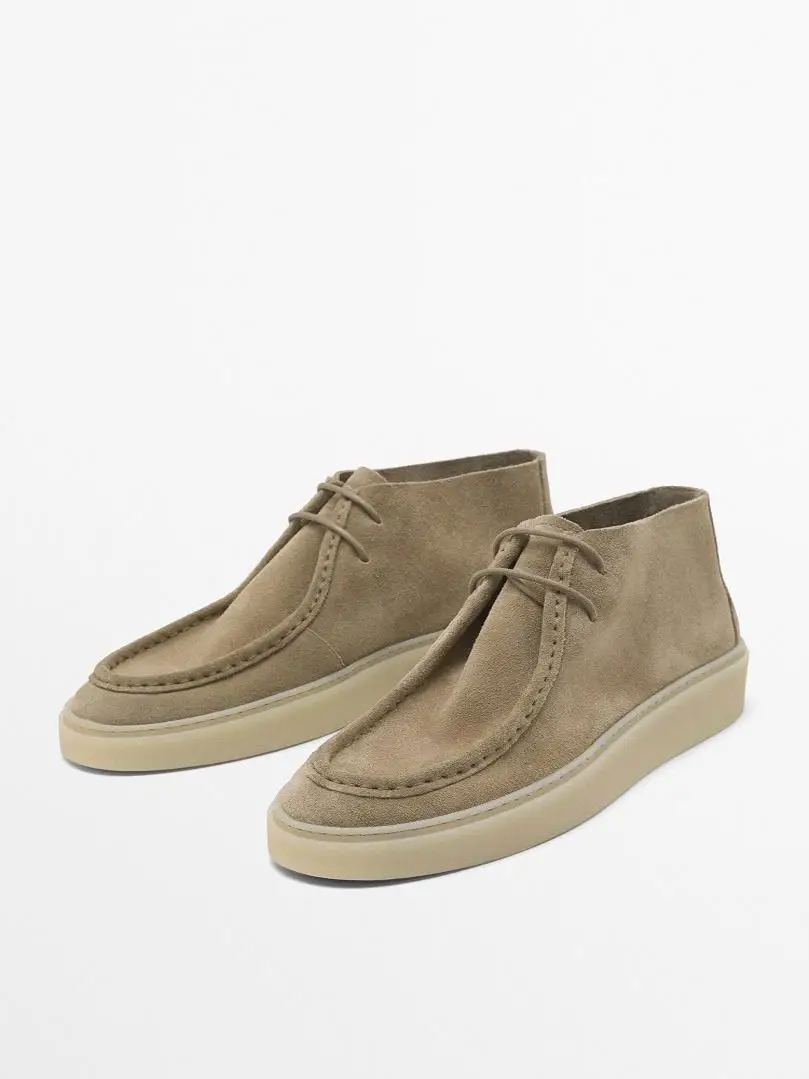 Сапоги из натуральной кожи. Мужские ботинки до середины икры на шнуровке. Повседневные уличные кожаные ботинки на плоском каблуке.
Сапоги из натуральной кожи. Мужские ботинки до середины икры на шнуровке. Повседневные уличные кожаные ботинки на плоском каблуке.