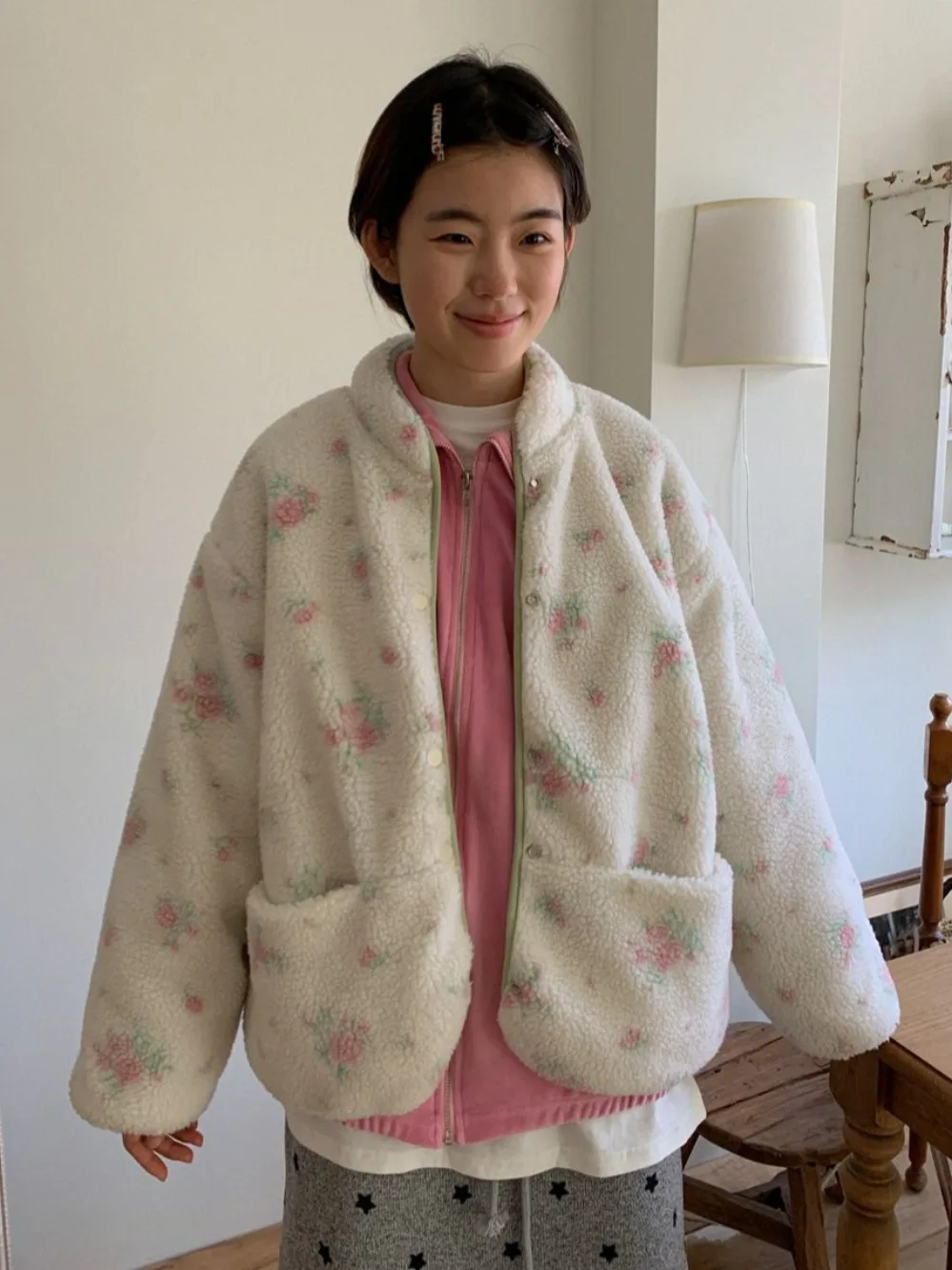 Chic Sweet Soft Sle Floral Lamb Velvet Jaet Women's Winter New Elegance Anti-Aging ort Top Korean Sle Inner Wear
Chic Sweet Soft Sle Floral Lamb Velvet Jaet Women's Winter New Elegance Anti-Aging ort Top Korean Sle Inner Wear