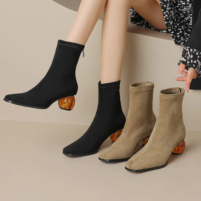 Women Ankle Boots Strange High Heels Cow Suede Leather Short Boots Office Lady Autumn Winter Shoes Woman Size 34-43
Women Ankle Boots Strange High Heels Cow Suede Leather Short Boots Office Lady Autumn Winter Shoes Woman Size 34-43