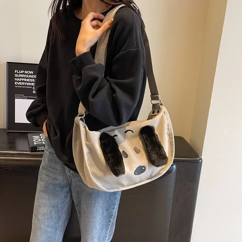 Snoopy Large Capacity Canvas Shoulder Bag Women's New Cross Body Bag Fashion Cute messenger bag handbag
Snoopy Large Capacity Canvas Shoulder Bag Women's New Cross Body Bag Fashion Cute messenger bag handbag