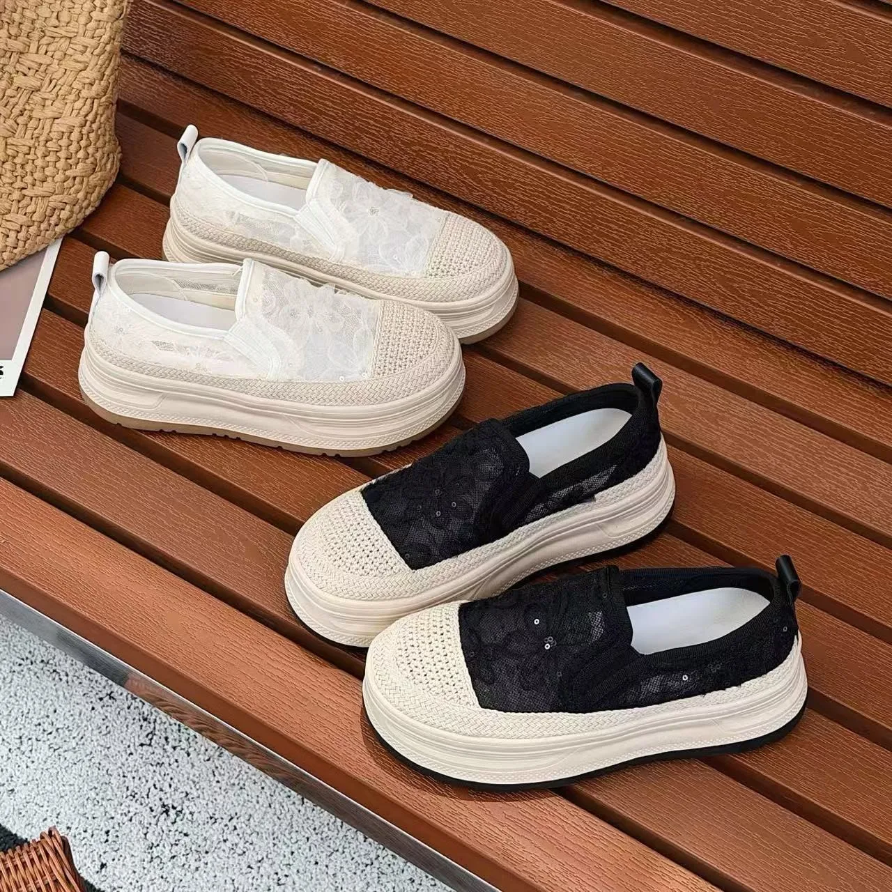 Women's Casual Lace Mesh Fishing Shoes Thick Bottom Breathable Sparkling Summer New Style Fashionable All-Match Increased Hei...
Women's Casual Lace Mesh Fishing Shoes Thick Bottom Breathable Sparkling Summer New Style Fashionable All-Match Increased Hei...