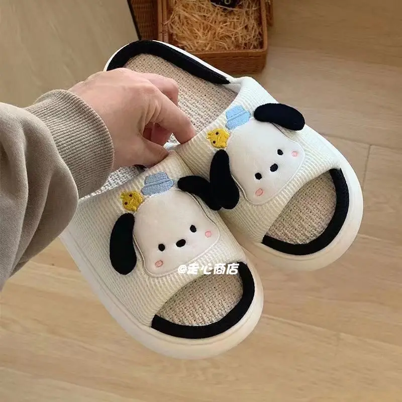 Тапочки Sanrio милые с мультяшным рисунком, домашняя обувь с толстой подошвой, Нескользящие, в форме сердца для девочек, подарок для детей
Тапочки Sanrio милые с мультяшным рисунком, домашняя обувь с толстой подошвой, Нескользящие, в форме сердца для девочек, подарок для детей