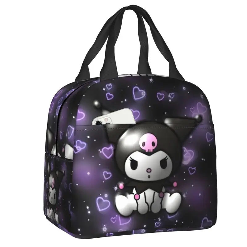 Изготовленная на заказ термоизолированная сумка для обеда Kuromi Kawaii, женский портативный контейнер для обеда с мультяшным фильмом, уличная коробка для еды для кемпинга и путешествий
Изготовленная на заказ термоизолированная сумка для обеда Kuromi Kawaii, женский портативный контейнер для обеда с мультяшным фильмом, уличная коробка для еды для кемпинга и путешествий