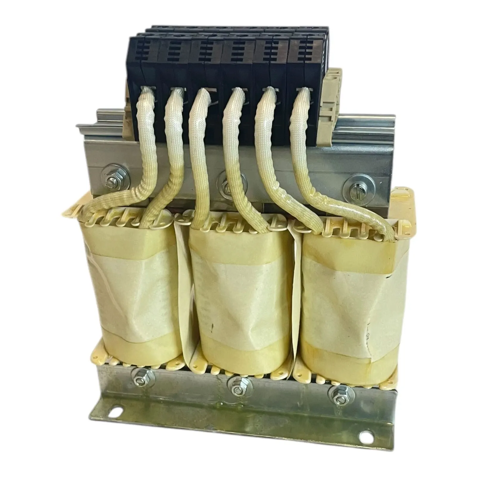 Совершенно новый 6SL3000-0CE24-0AA0 6SL3000-0CE25-5AA0 6SL3000-0CE31-0AA0 6SL3000-0CE32-8AA0 с гарантией на один год
Совершенно новый 6SL3000-0CE24-0AA0 6SL3000-0CE25-5AA0 6SL3000-0CE31-0AA0 6SL3000-0CE32-8AA0 с гарантией на один год 