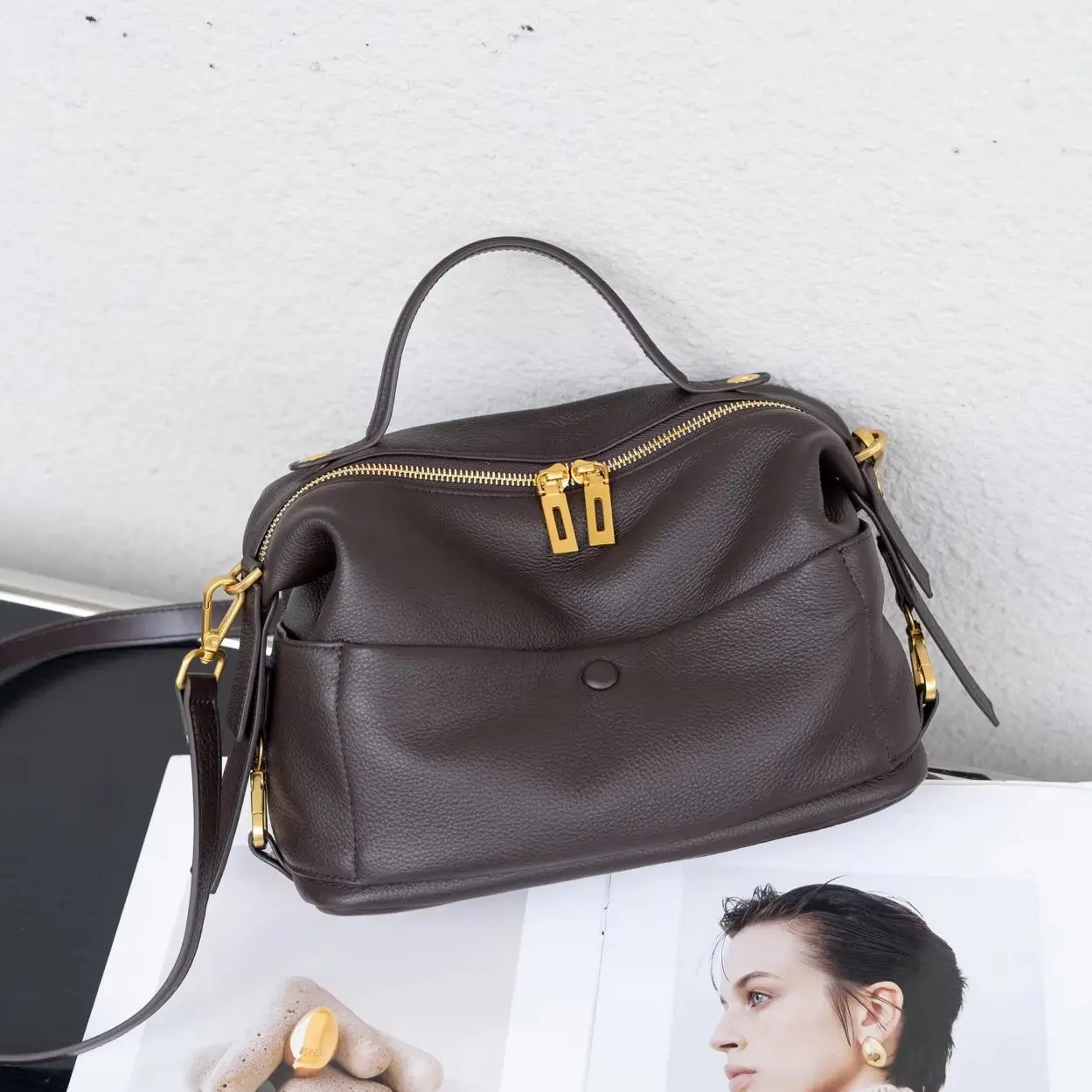 Women's Genuine Grade Leather Shoulder Crossbody Daily Purse Bag Luxury Designer Brand Ladies Cowhide Small Handbag for Woman
Women's Genuine Grade Leather Shoulder Crossbody Daily Purse Bag Luxury Designer Brand Ladies Cowhide Small Handbag for Woman