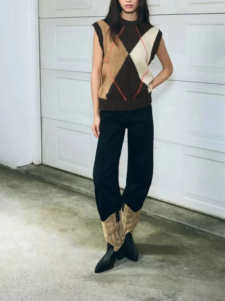 European style new women's fashion versatile temperament leisure diamond pattern knitted vest top
European style new women's fashion versatile temperament leisure diamond pattern knitted vest top