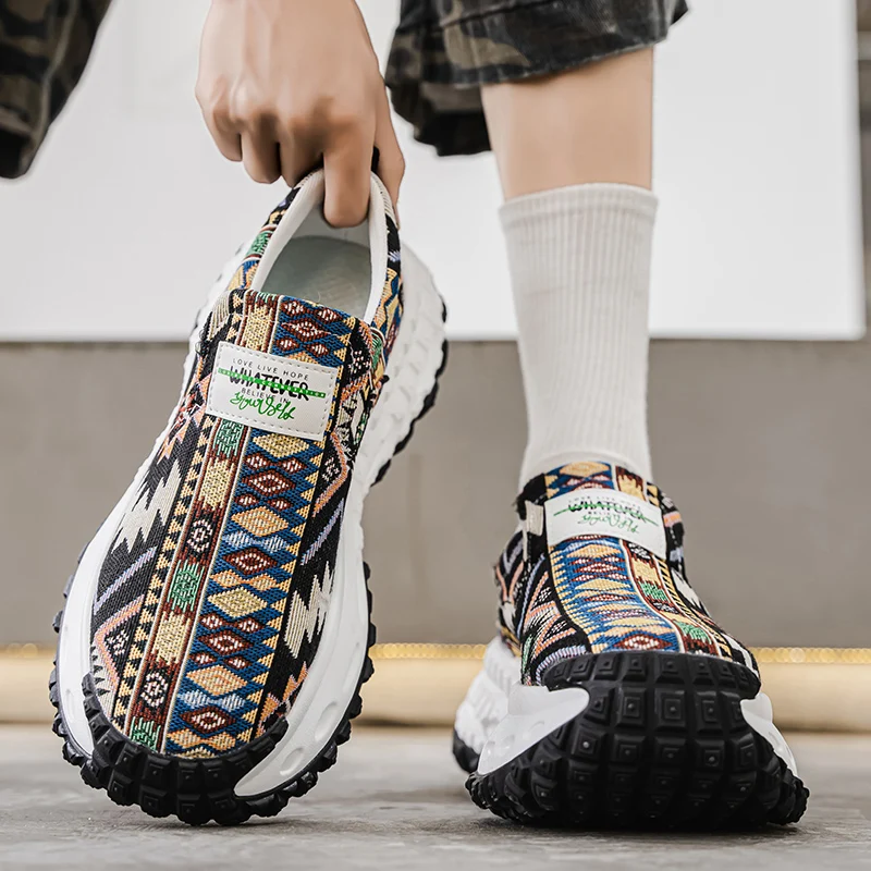 Men's Canvas Shoes Summer Breathable Sports Casual Embroidered Tire Bottom Dad Shoes One-Step-On Design Youth Trend
Men's Canvas Shoes Summer Breathable Sports Casual Embroidered Tire Bottom Dad Shoes One-Step-On Design Youth Trend