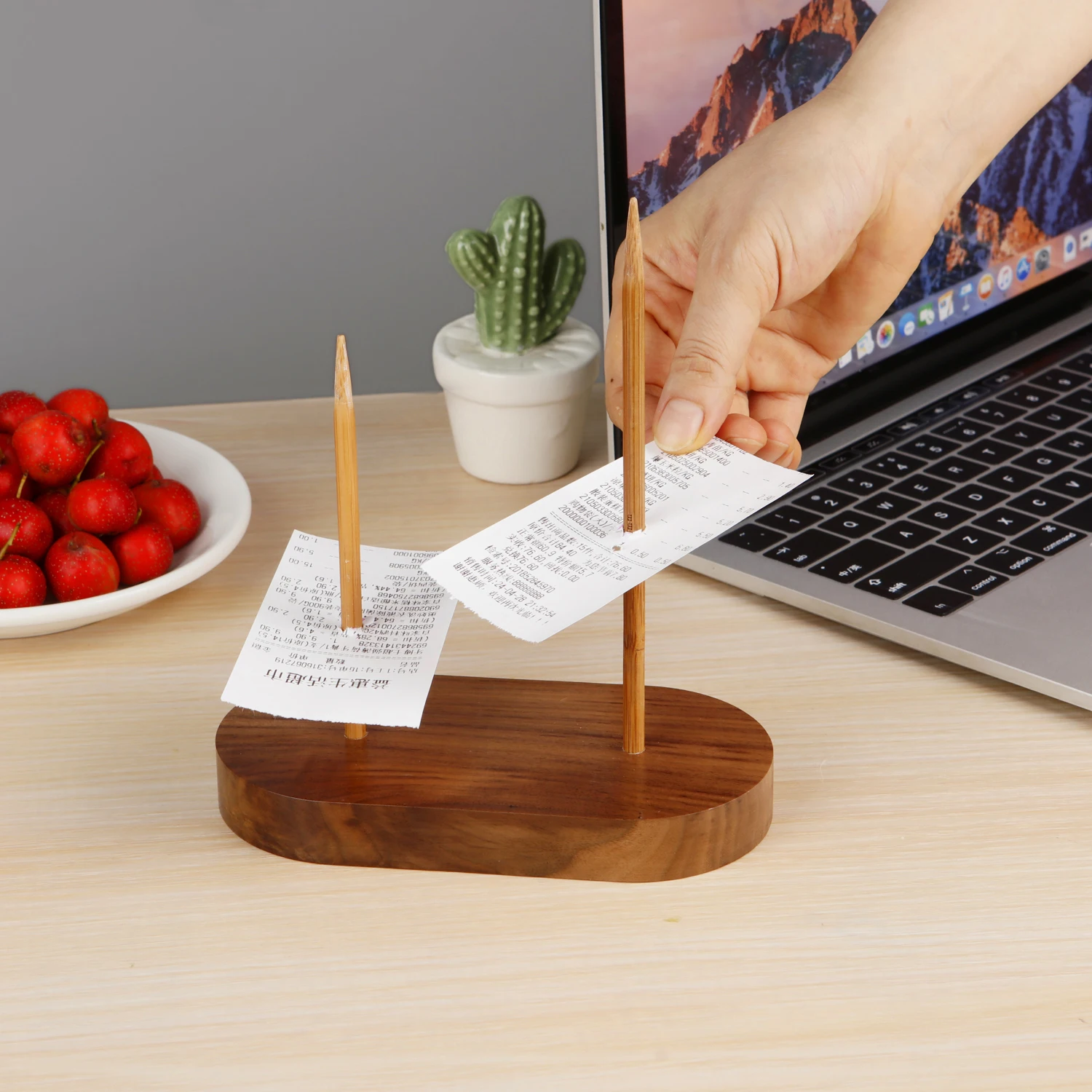 1PCS Wooden Paper Receipt Holder Spike Double Needles Bill Fork Memo Holder Spike Stick Holder for Restaurant Kitchen Office
1PCS Wooden Paper Receipt Holder Spike Double Needles Bill Fork Memo Holder Spike Stick Holder for Restaurant Kitchen Office