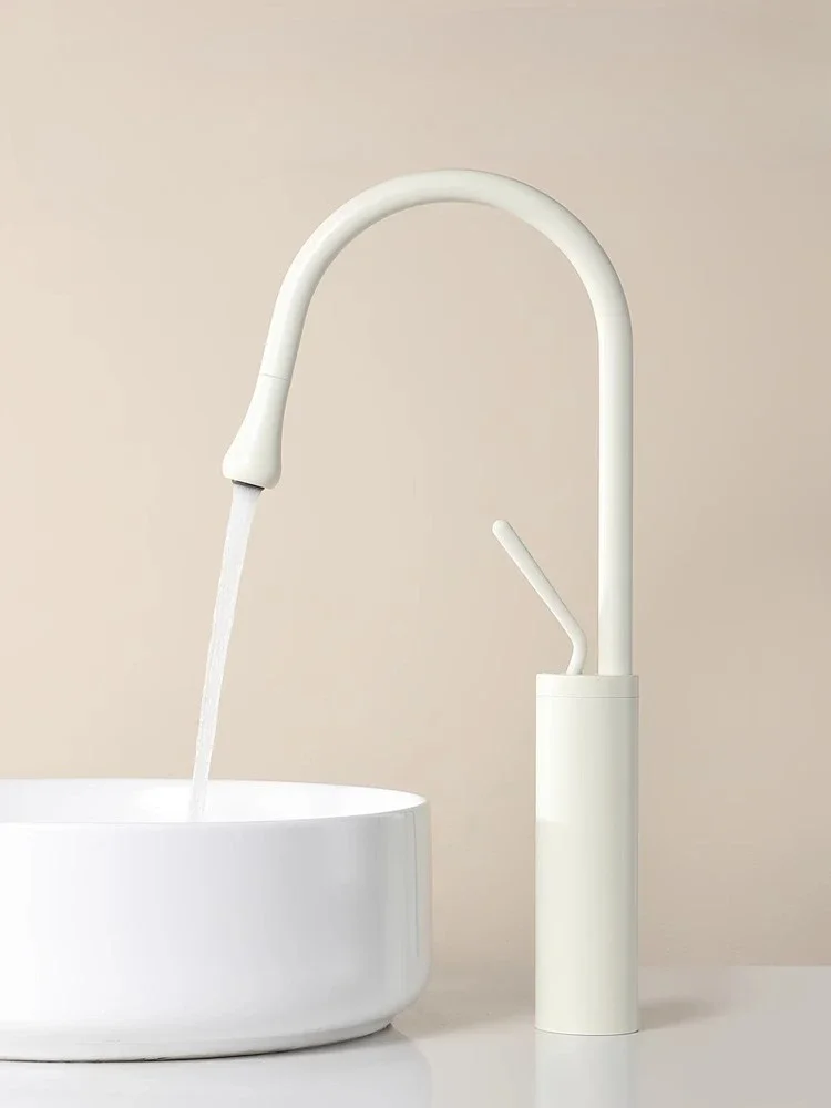 Milky white swan water drop pumping basin is heightened and rotates hot and cold.
Milky white swan water drop pumping basin is heightened and rotates hot and cold.