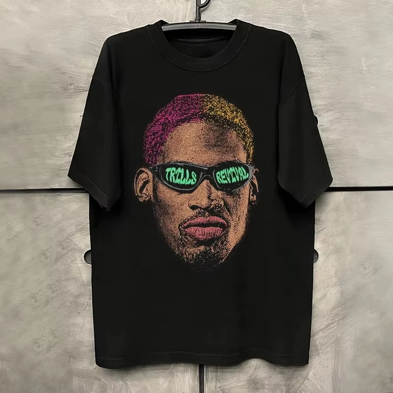 2025 new summer pure cotton retro portrait street hip hop niche print men's and women's T-shirt half sleeve
2025 new summer pure cotton retro portrait street hip hop niche print men's and women's T-shirt half sleeve