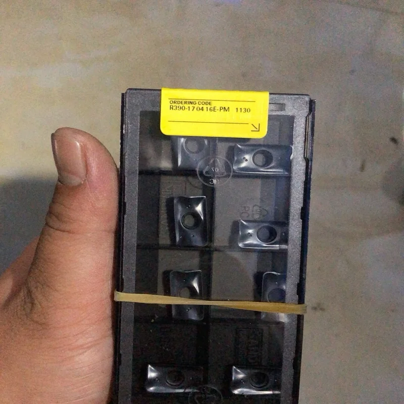 Hard alloy cutting blades R390-170416E-PM 1130 
Hard alloy cutting blades R390-170416E-PM 1130