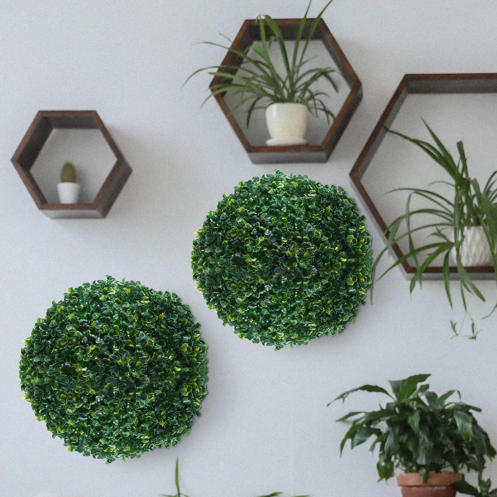 Grass Ball Artificial Topiary Balls Outdoor Hanging Decor Simulated Green Leaf Faux Grass Round Miniature for Home
Grass Ball Artificial Topiary Balls Outdoor Hanging Decor Simulated Green Leaf Faux Grass Round Miniature for Home