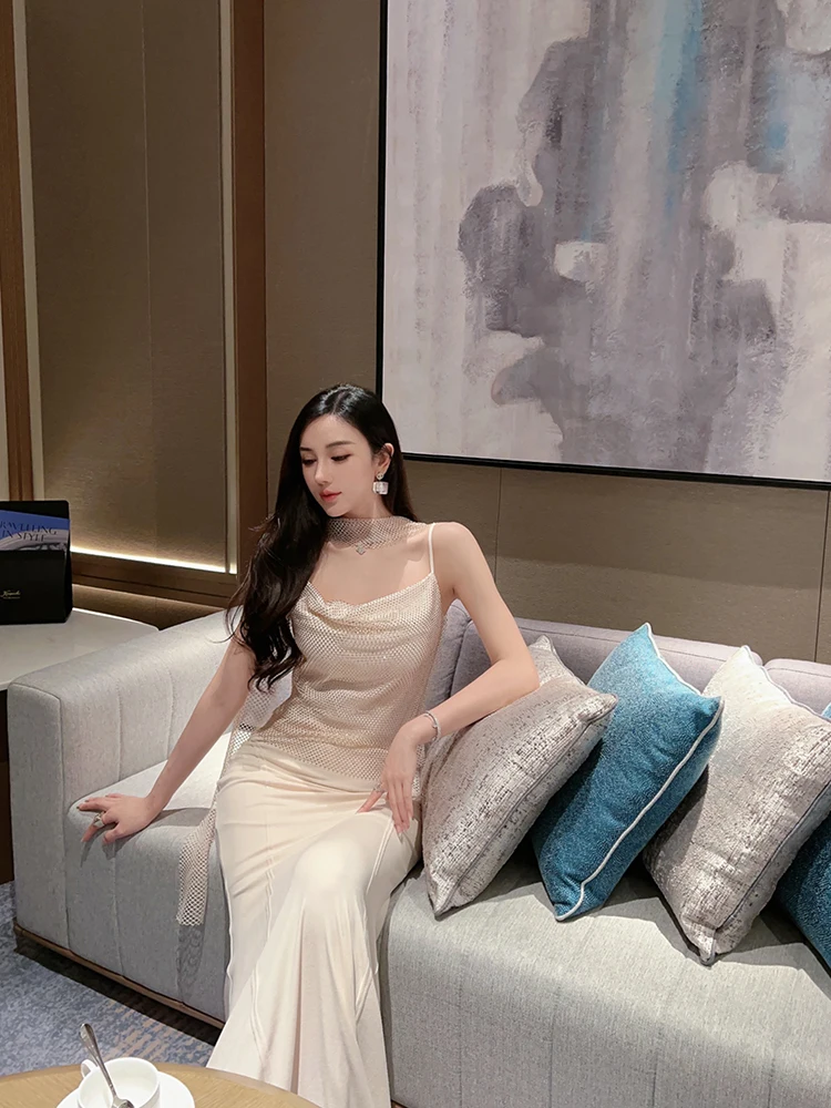 Новинка: Сексуальный летний женский топ Sle Wang Jiujiu с сетчатыми вставками и бретелями, универсальный, для повседневной носки, цельный.
Новинка: Сексуальный летний женский топ Sle Wang Jiujiu с сетчатыми вставками и бретелями, универсальный, для повседневной носки, цельный.