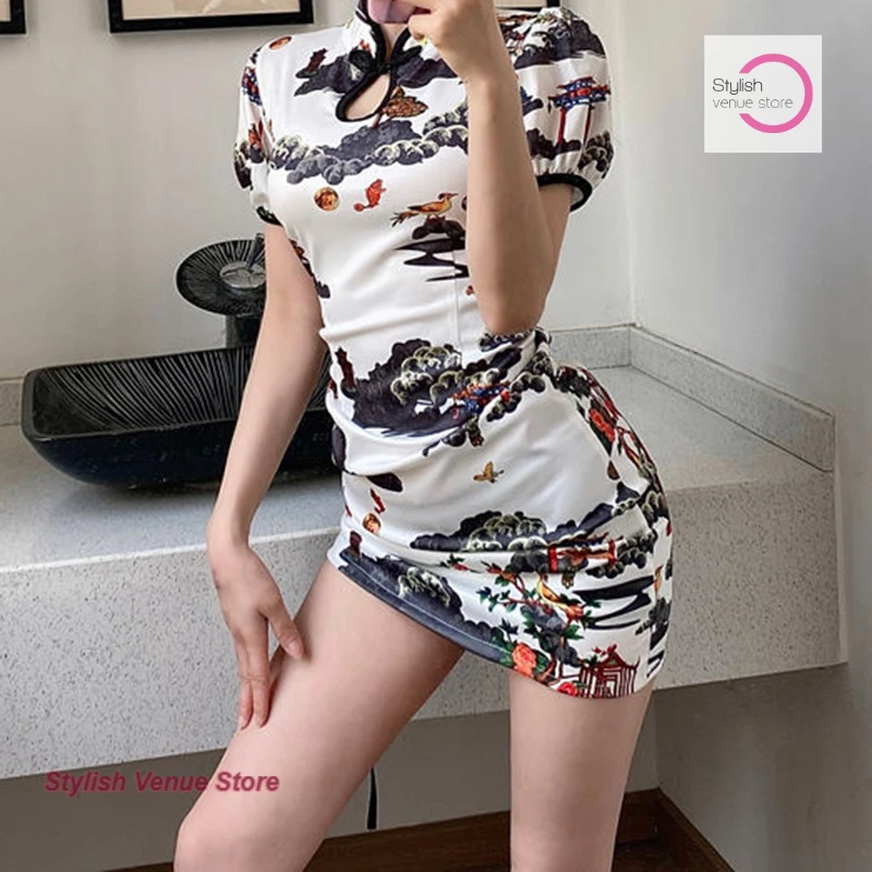Summer new retro temperament printing stand-up collar improved cheongsam skirt new Chinese casual waist drawstring hip dress
Summer new retro temperament printing stand-up collar improved cheongsam skirt new Chinese casual waist drawstring hip dress