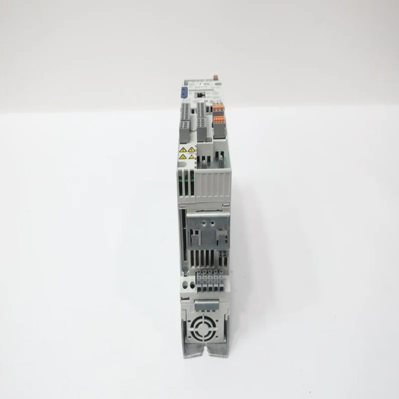 Новый Оригинальный В наличии E84AVTCE1524SX0 400В-AC 500В-AC 0-599Гц
Новый Оригинальный В наличии E84AVTCE1524SX0 400В-AC 500В-AC 0-599Гц