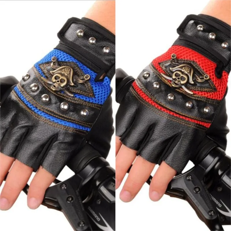 Outdoor Riding Half-finger Gloves Men's Spring and Autumn Non-slip Breathable Wear-resistant Locomotive Student PU Gloves
Outdoor Riding Half-finger Gloves Men's Spring and Autumn Non-slip Breathable Wear-resistant Locomotive Student PU Gloves