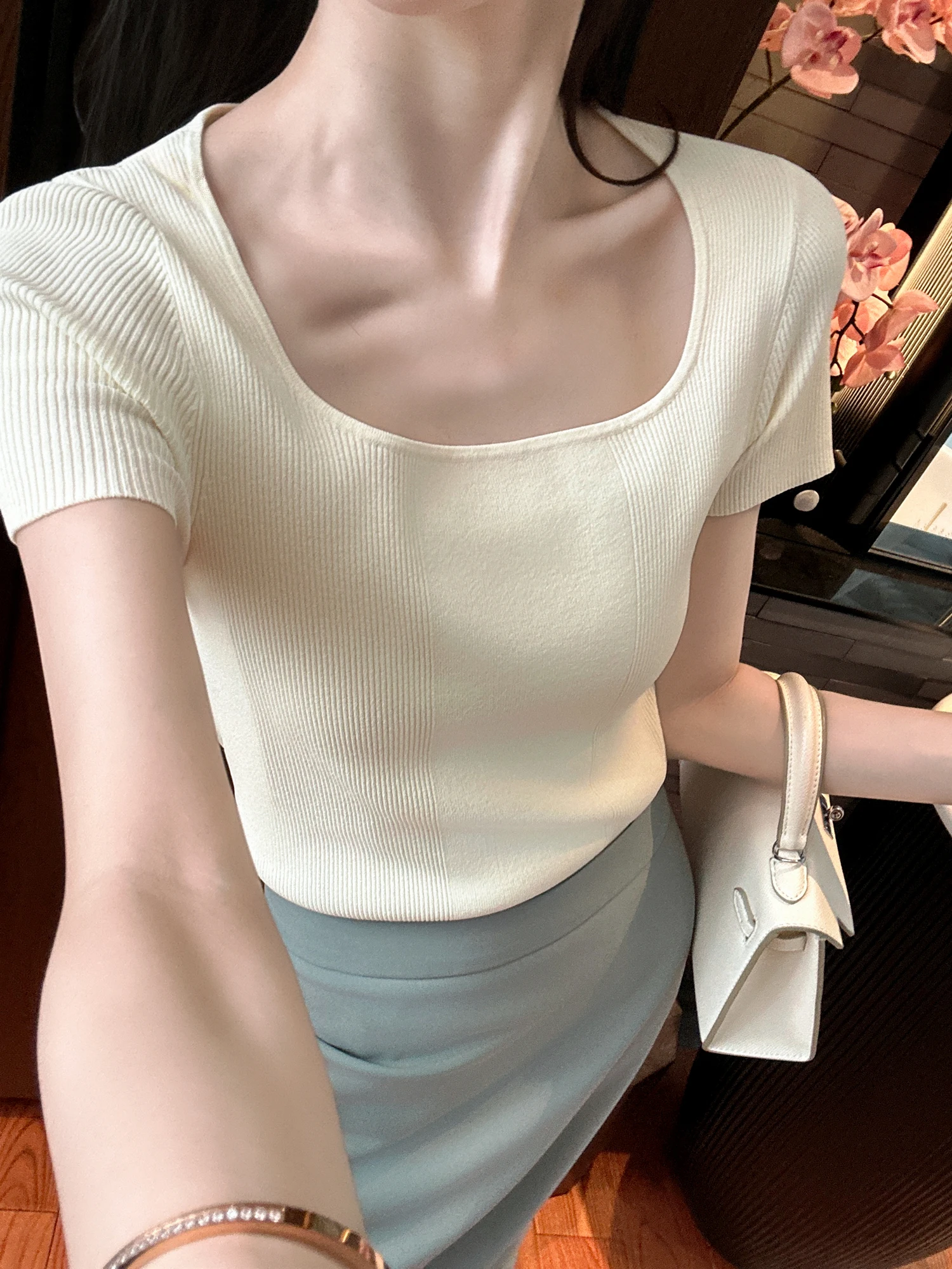 You See Summer Essential Blind Buy! Island Precision Seamless Yellow Milk Short Sleeve Knitted Square Collar Women's Top
You See Summer Essential Blind Buy! Island Precision Seamless Yellow Milk Short Sleeve Knitted Square Collar Women's Top