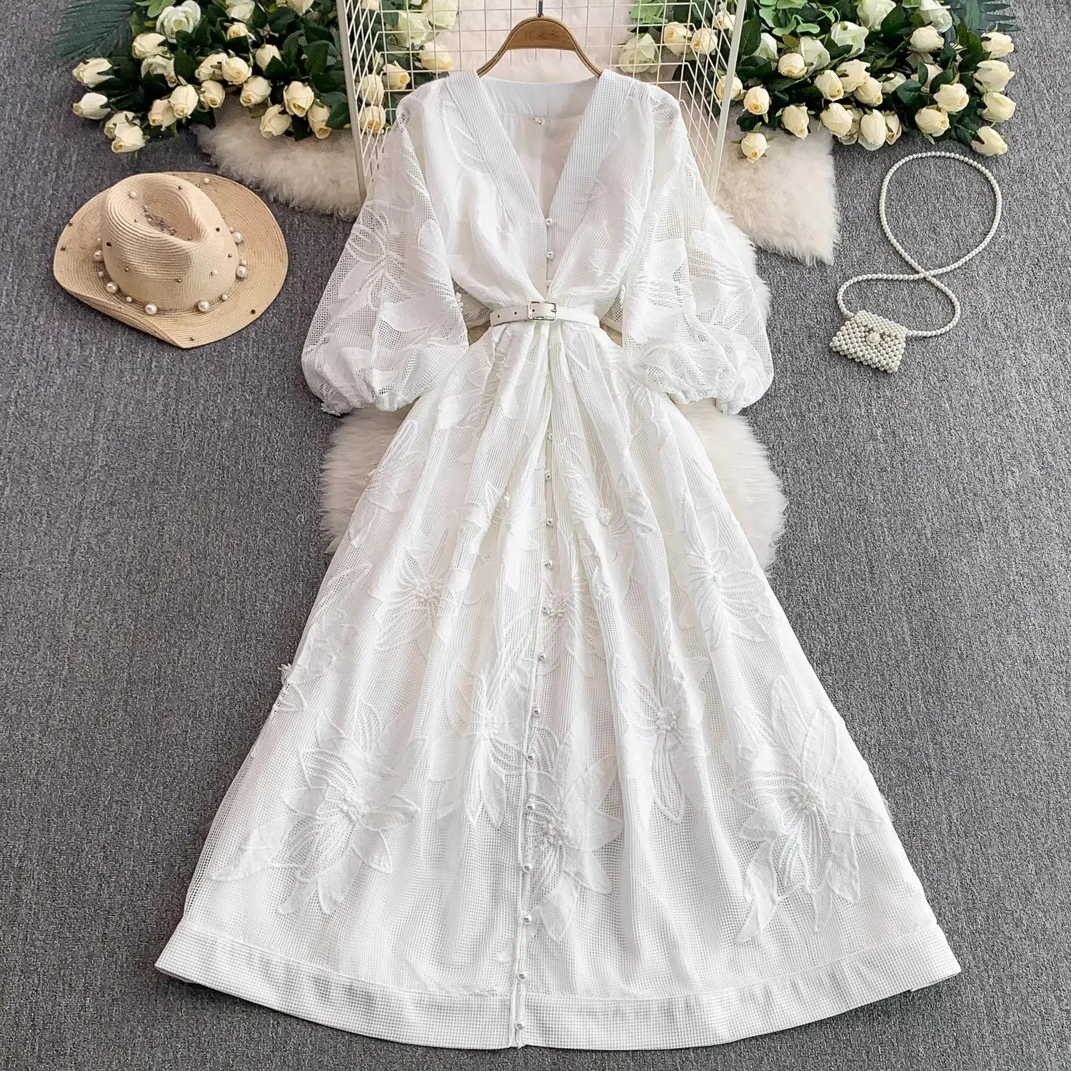 Autumn White Lace Puff Sleeve Long Clothes New 2025 Elegant Women V Neck Hollow Out Embroidery Flower Single Breasted Belt Robe
Autumn White Lace Puff Sleeve Long Clothes New 2025 Elegant Women V Neck Hollow Out Embroidery Flower Single Breasted Belt Robe