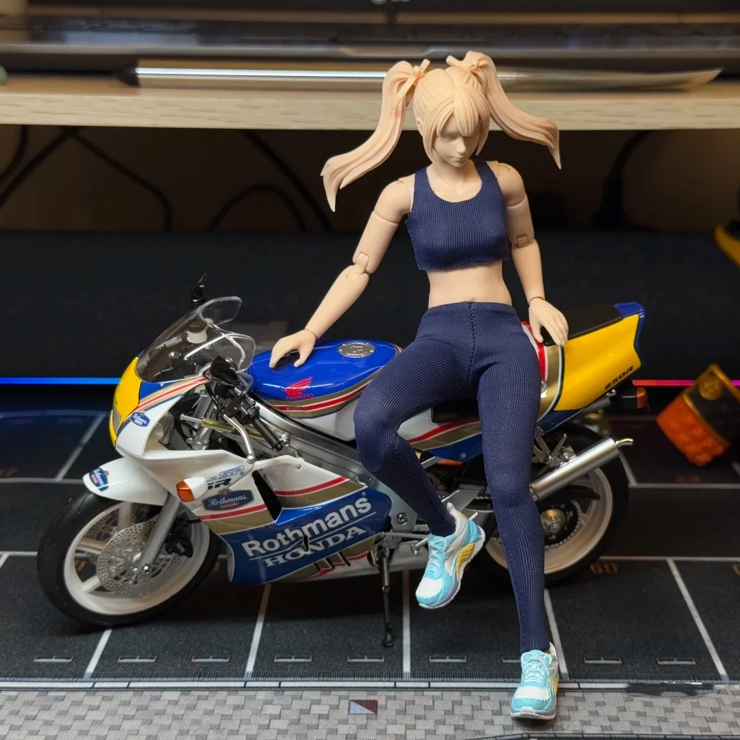 Масштаб 1/12 Cftoys Lt003 Lt004 Мобильная девушка Обнаженная кукла 15,8 см Супер гибкая мужская 17 см шарнирная кукла с головой для коллекции
Масштаб 1/12 Cftoys Lt003 Lt004 Мобильная девушка Обнаженная кукла 15,8 см Супер гибкая мужская 17 см шарнирная кукла с головой для коллекции