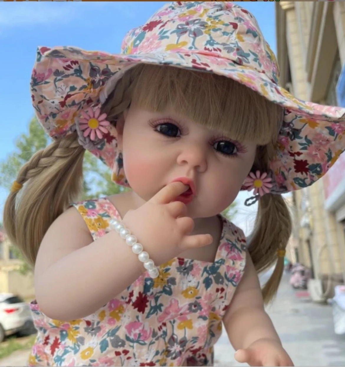 55 см кукла реборн для маленьких девочек Бетти из мягкого винила, коллекционная ручная работа с реалистичными деталями лица, реалистичные акриловые глаза
55 см кукла реборн для маленьких девочек Бетти из мягкого винила, коллекционная ручная работа с реалистичными деталями лица, реалистичные акриловые глаза