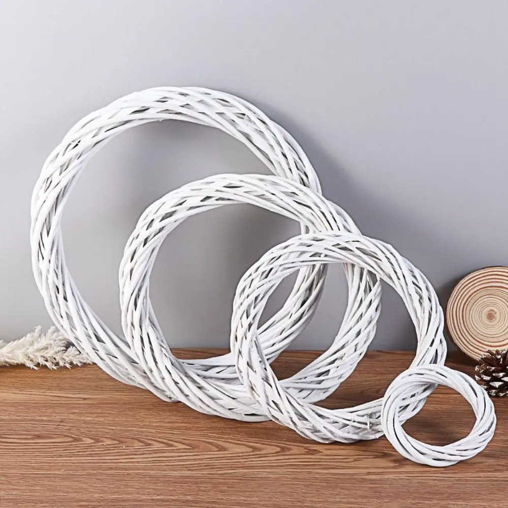DIY Craft Xmas Blank Ornament Vine Natural White Garland Christmas Decoration Rattan Ring Wicker Wreath
DIY Craft Xmas Blank Ornament Vine Natural White Garland Christmas Decoration Rattan Ring Wicker Wreath