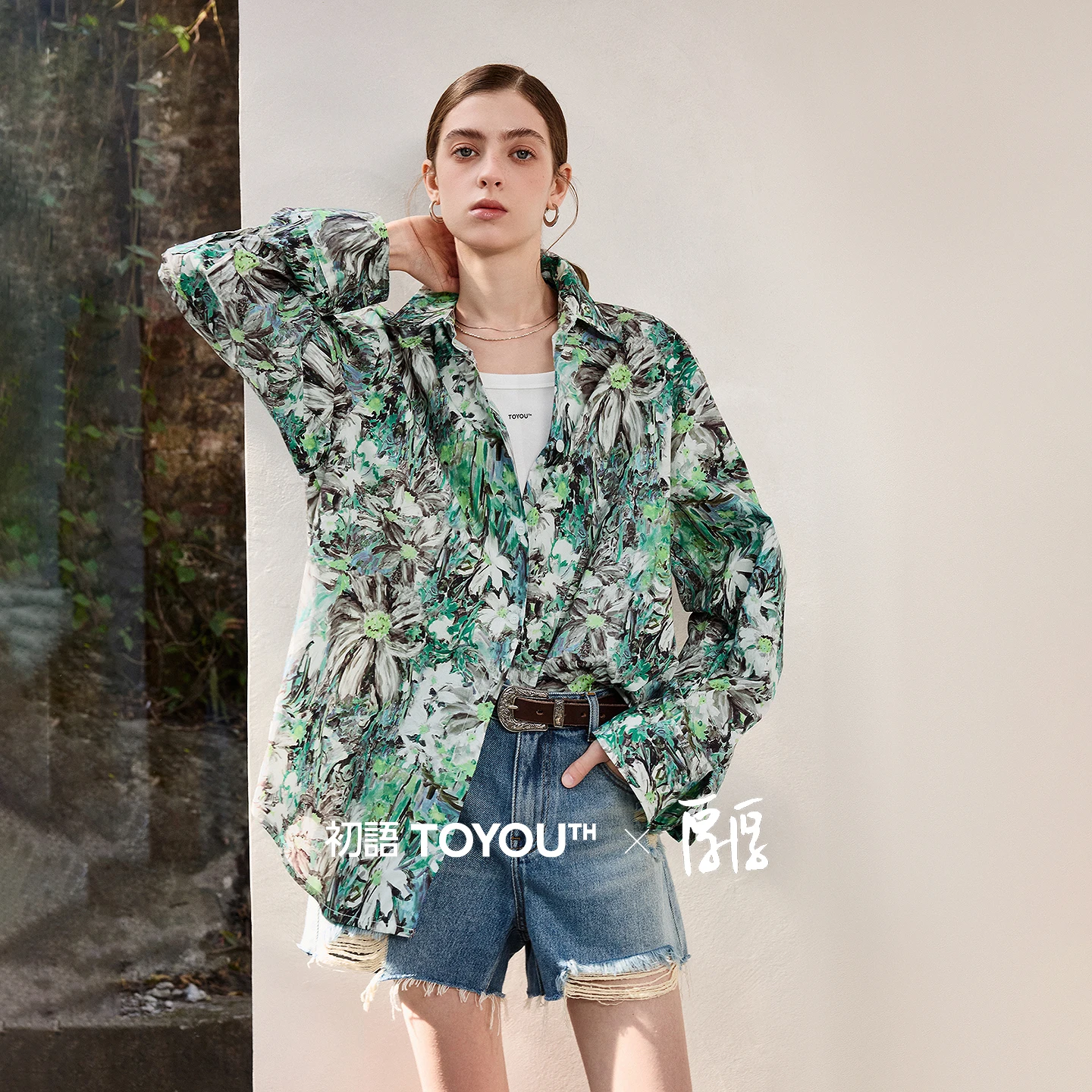 Женская блузка TOYOUTH из чистого хлопка, весна 2026, новая коллекция, художественный принт в стиле масляной живописи, свободный крой, миди-топ
Женская блузка TOYOUTH из чистого хлопка, весна 2026, новая коллекция, художественный принт в стиле масляной живописи, свободный крой, миди-топ