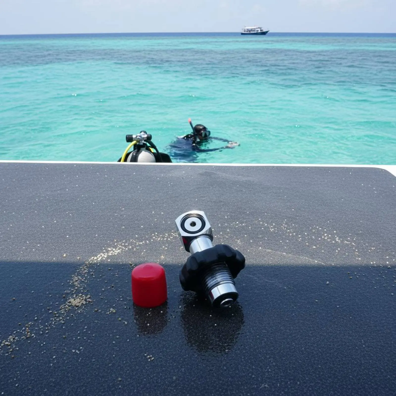 DIN Yoke Adaptor Corrosion Resistant DIN to Yoke Adapter Diving Regulator Adapter Tool Tool-Less Water Sports Gear Spin On
DIN Yoke Adaptor Corrosion Resistant DIN to Yoke Adapter Diving Regulator Adapter Tool Tool-Less Water Sports Gear Spin On