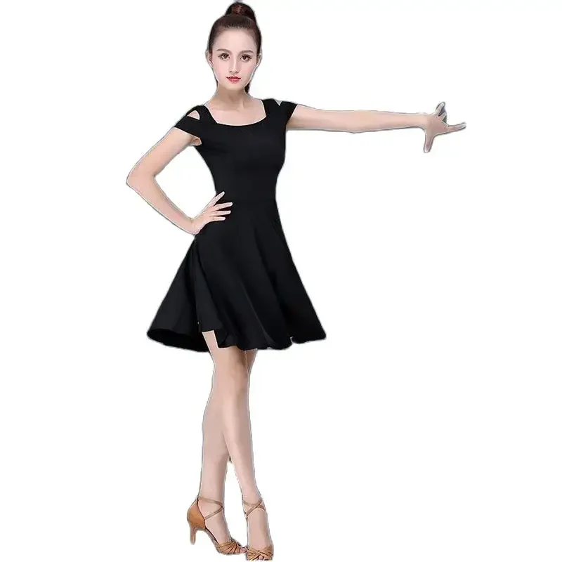 2025 New Style Summer Short Sleeve Latin Dance Dress for Women Acetate Fiber Ballroom Dress for Dance Competition and Practice
2025 New Style Summer Short Sleeve Latin Dance Dress for Women Acetate Fiber Ballroom Dress for Dance Competition and Practice