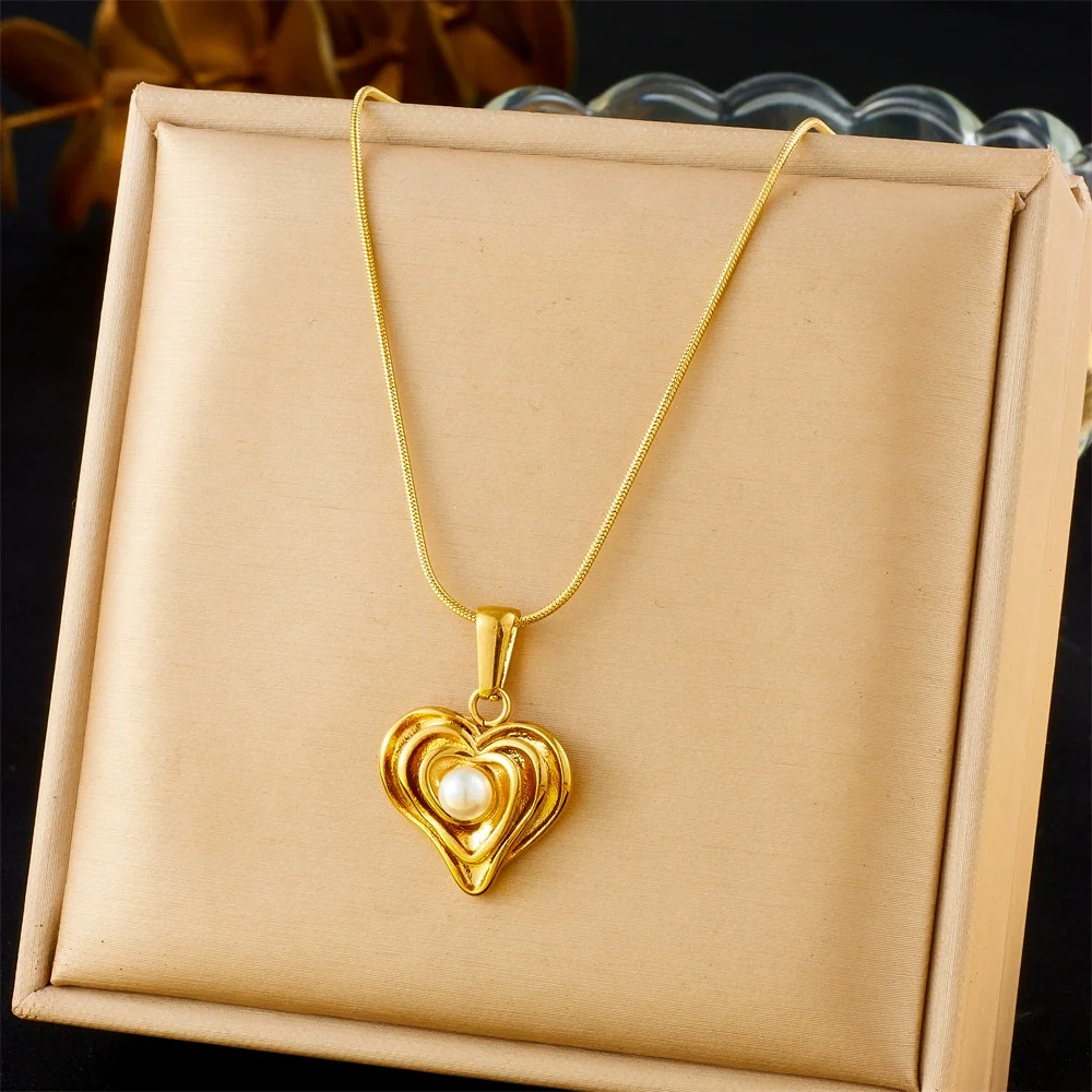 18K Gold Multi-layer Heart Pendant Necklace with Freshwater Pearl 316L Stainless Steel Women Love Jewelry
18K Gold Multi-layer Heart Pendant Necklace with Freshwater Pearl 316L Stainless Steel Women Love Jewelry