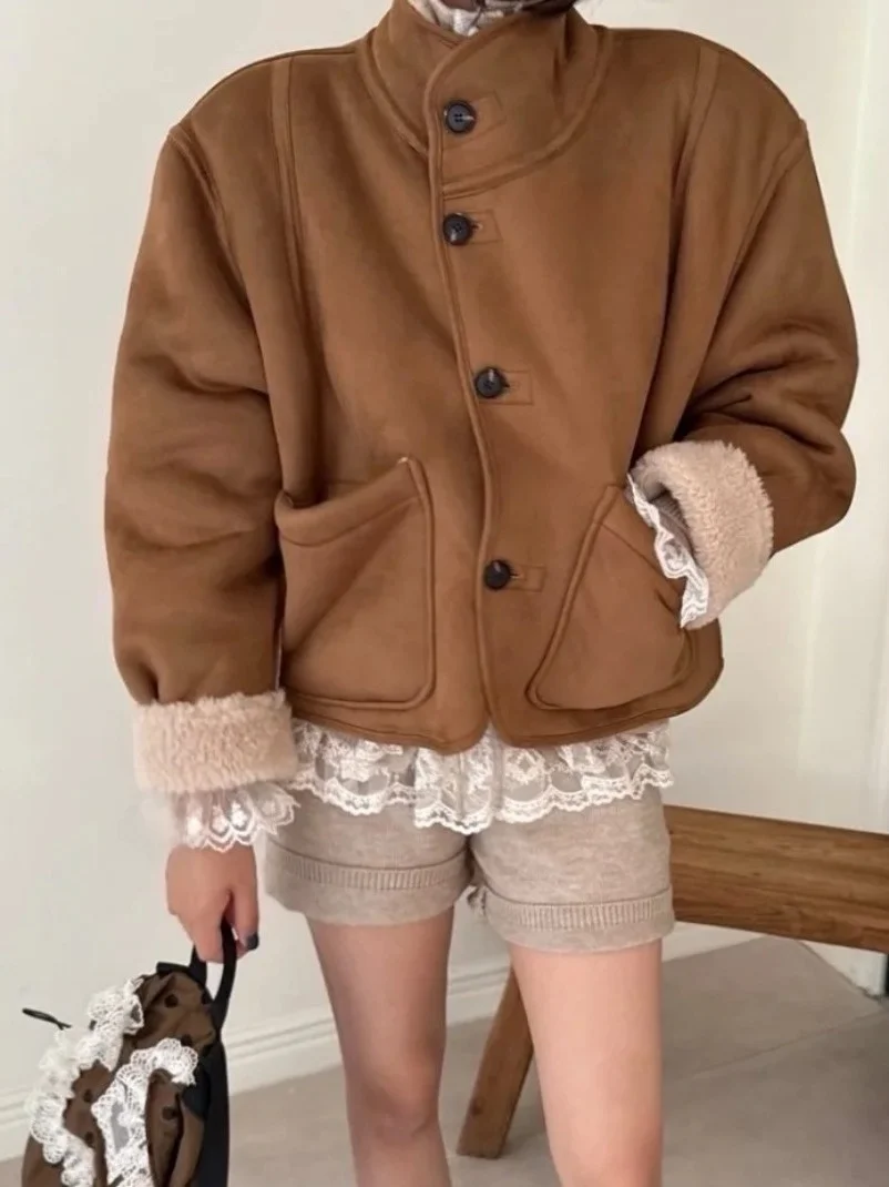 Winter New Chic Loose Retro Stand Collar Fur And Cotton One-Piece Women's Coat Fluffy Outerwear Sli Chinese Brand
Winter New Chic Loose Retro Stand Collar Fur And Cotton One-Piece Women's Coat Fluffy Outerwear Sli Chinese Brand