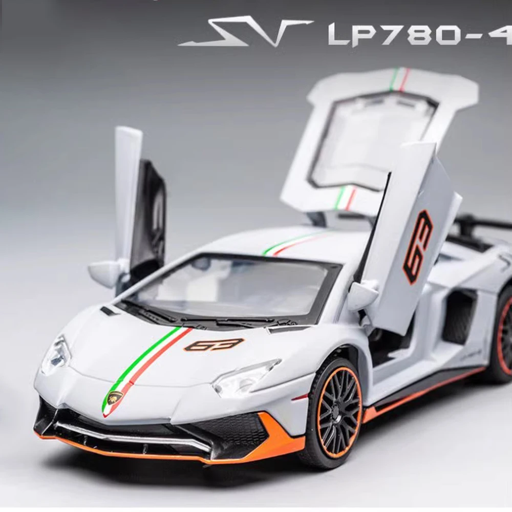 1:32 Lambor Aventador LP780 SCV12, модель спортивного автомобиля, игрушка, металлические литые автомобили, коллекция игрушек с откатным механизмом, праздничные подарки для мальчиков
1:32 Lambor Aventador LP780 SCV12, модель спортивного автомобиля, игрушка, металлические литые автомобили, коллекция игрушек с откатным механизмом, праздничные подарки для мальчиков
