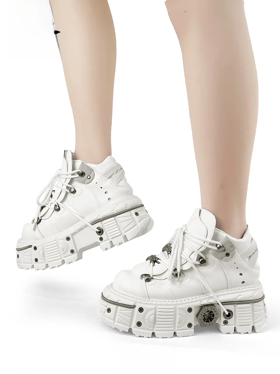 Trendy Punk Style Thick Bottom Platform Shoes Metal Rock Little Leather Boots Punk Internet Celebrity High Heel Fashionable W...
Trendy Punk Style Thick Bottom Platform Shoes Metal Rock Little Leather Boots Punk Internet Celebrity High Heel Fashionable W...