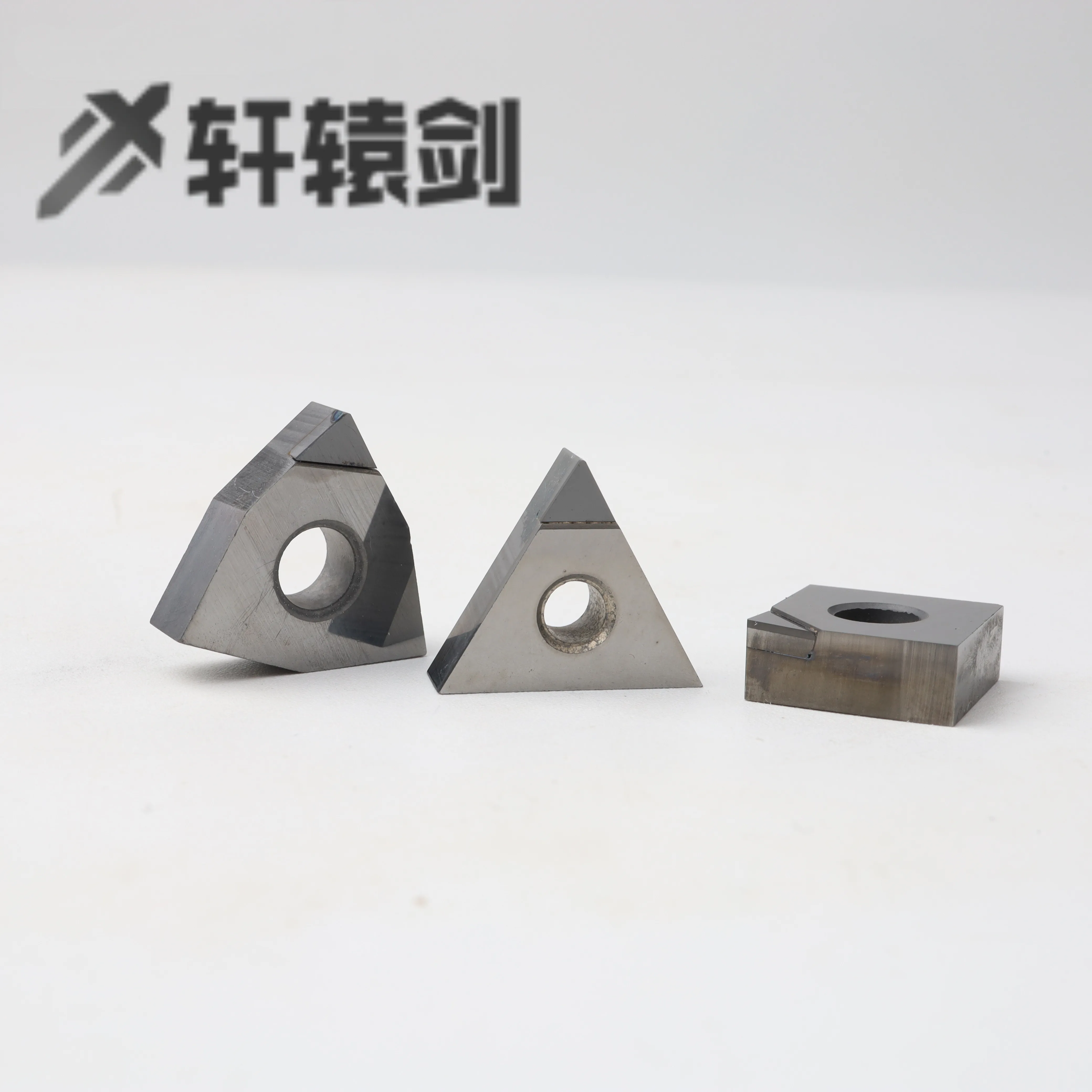 2 шт. CNMG120402 DNMG110402 DNMG150402 SNMG120402 TNMG160402 PCD CBN CNC токарные сверлильные карбидные вставки для алюминия Co.
2 шт. CNMG120402 DNMG110402 DNMG150402 SNMG120402 TNMG160402 PCD CBN CNC токарные сверлильные карбидные вставки для алюминия Co.