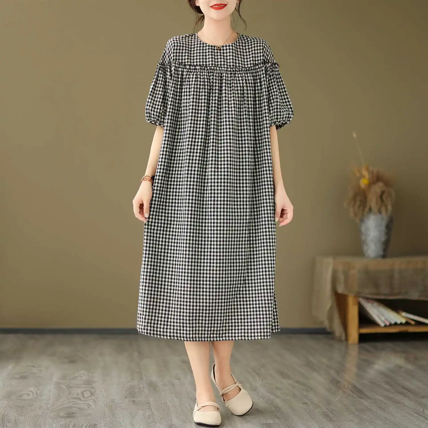 2024 Summer Women Vintage Short Sleeve Long Vestidos Female Casual O Neck Oversize Dress Ladies Fashion Loose Plaid Dresses X25
2024 Summer Women Vintage Short Sleeve Long Vestidos Female Casual O Neck Oversize Dress Ladies Fashion Loose Plaid Dresses X25