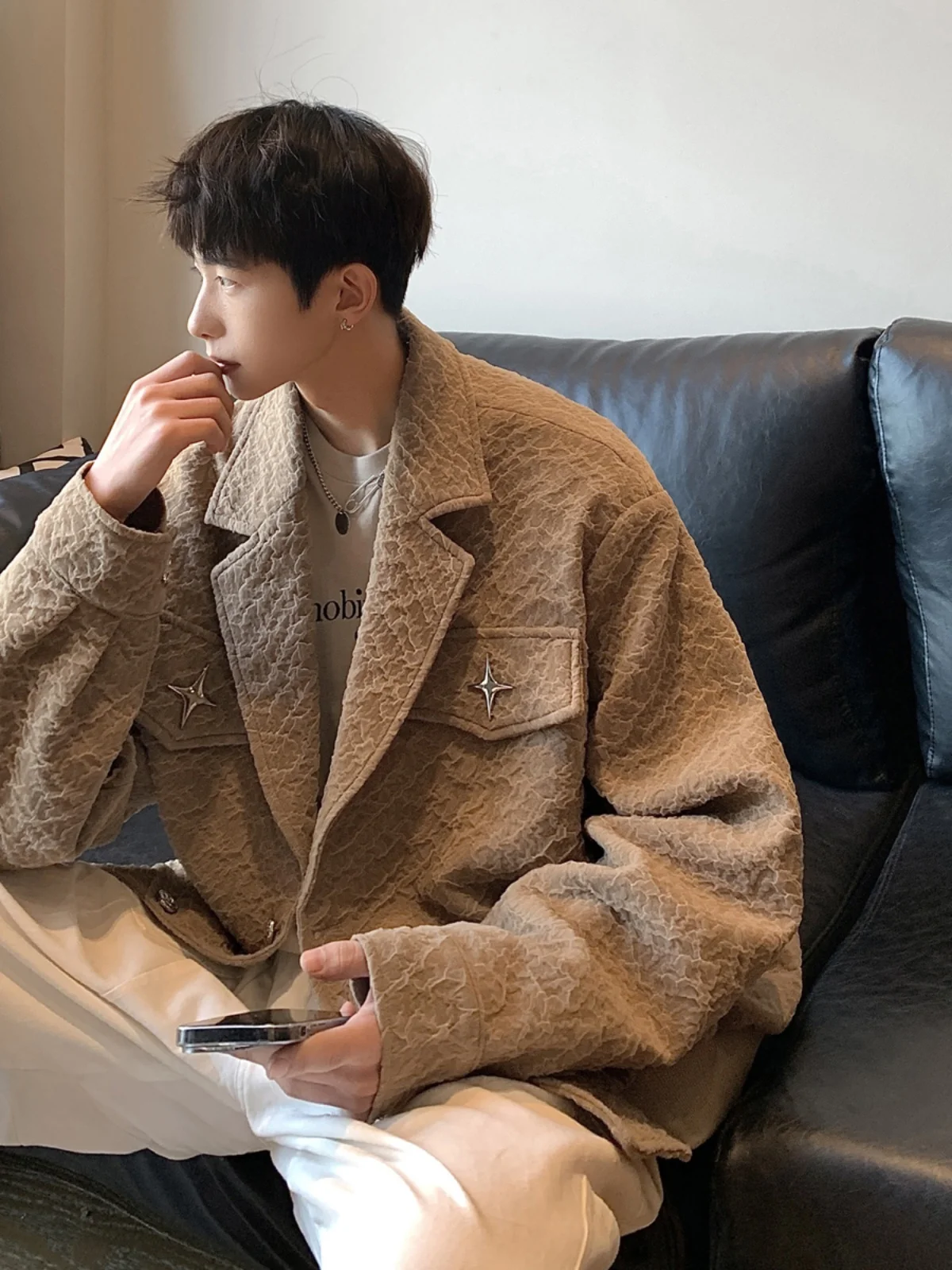 Cleanfit Coffee Brown Suit Collar Jaet ort Men's Autumn Pilot Sle Outerwear Trendy Streetwear Youth Spring Faion
Cleanfit Coffee Brown Suit Collar Jaet ort Men's Autumn Pilot Sle Outerwear Trendy Streetwear Youth Spring Faion