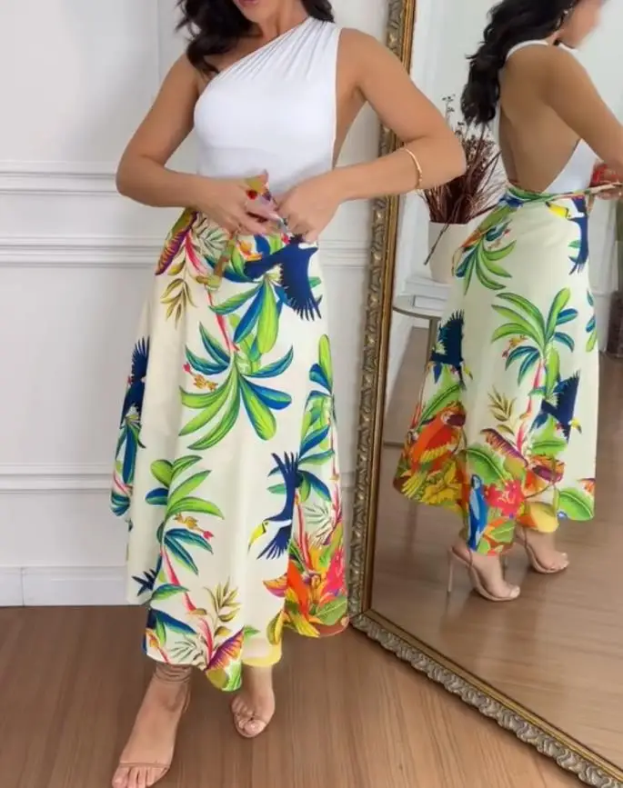 New Arrival! Trendy High Waist Skirt Boasting a Lively Tropical Print and Charming Tied Accents, Guaranteed to Make You Stand Ou
New Arrival! Trendy High Waist Skirt Boasting a Lively Tropical Print and Charming Tied Accents, Guaranteed to Make You Stand Ou