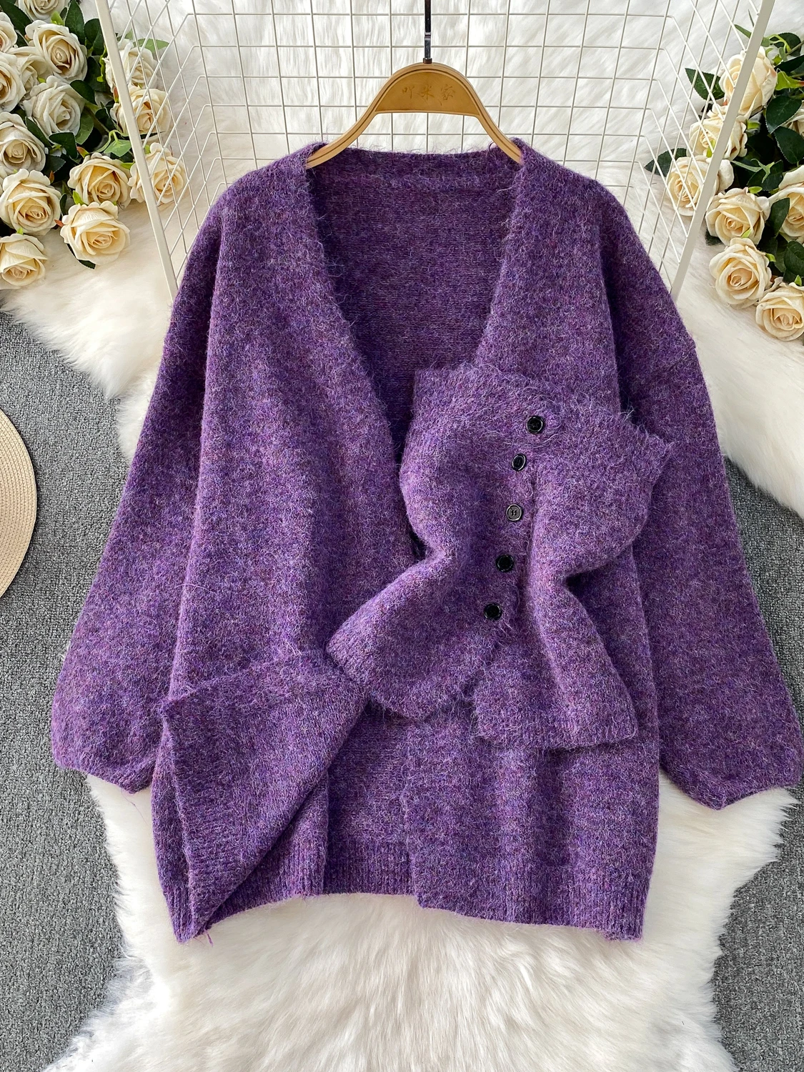 Осень-зима, мягкий открытый кардиган с v-образным вырезом, женский модный свободный топ для похудения, комплект из двух предметов, теплый длинный топ...
Осень-зима, мягкий открытый кардиган с v-образным вырезом, женский модный свободный топ для похудения, комплект из двух предметов, теплый длинный топ...