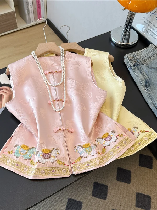 Весна 2026: Новая китайская вышитая цветочная куртка-жакет для женщин, улучшенный костюм Тан с подплечниками, прямой крой, стандартный размер S
Весна 2026: Новая китайская вышитая цветочная куртка-жакет для женщин, улучшенный костюм Тан с подплечниками, прямой крой, стандартный размер S