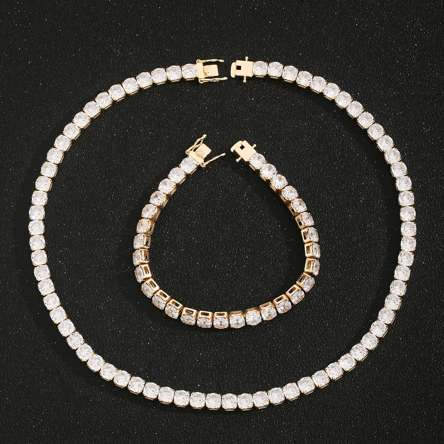 Fashionable Exquisite 6mm Bracelet and Necklace Set 14K Gold-Plated Diamond Design Anniversary Gift
Fashionable Exquisite 6mm Bracelet and Necklace Set 14K Gold-Plated Diamond Design Anniversary Gift