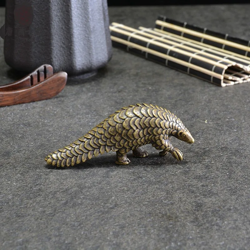 Brass abletop ornament Chinese tea pet tea play collection copper play micro-carving ornament bronze statue animal sculpture
Brass abletop ornament Chinese tea pet tea play collection copper play micro-carving ornament bronze statue animal sculpture