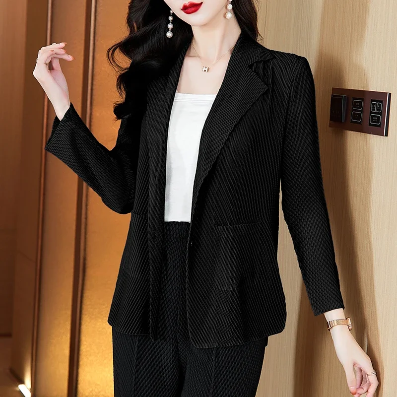 Miyake Simple Solid Color Dragon Scale Pleated Blazer Temperament Two-button Long-sleeved Cardigan Women's New Autumn Top
Miyake Simple Solid Color Dragon Scale Pleated Blazer Temperament Two-button Long-sleeved Cardigan Women's New Autumn Top