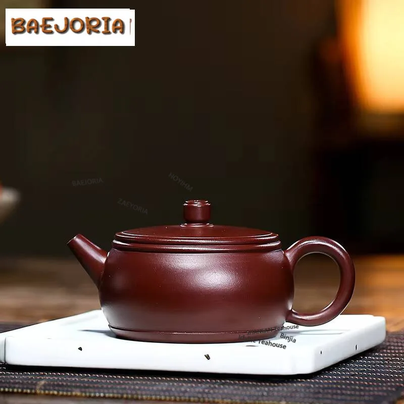 220ml Classic Yixing Purple Clay Teapots Master Handmade Well Curb Pot Raw Ore Purple Zhu Mud Kettle Zisha Teaset Drinkware Gift
220ml Classic Yixing Purple Clay Teapots Master Handmade Well Curb Pot Raw Ore Purple Zhu Mud Kettle Zisha Teaset Drinkware Gift