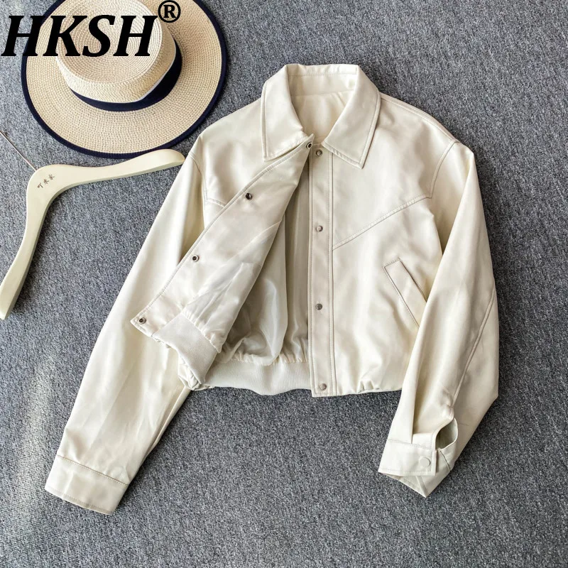 HKSH осенняя новая женская куртка с отложным воротником, однобортная искусственная кожа, высококачественная милая крутая уличная одежда, короткие пальто в стиле панк HK10200 
HKSH осенняя новая женская куртка с отложным воротником, однобортная искусственная кожа, высококачественная милая крутая уличная одежда, короткие пальто в стиле панк HK10200