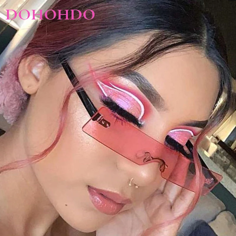 Fashion Y2K Rimless One-Piece Women Sunglasses Luxury Brand Design Sunglass Men Outdoor Travel Shade Eyewear Ladies UV400 Lentes
Fashion Y2K Rimless One-Piece Women Sunglasses Luxury Brand Design Sunglass Men Outdoor Travel Shade Eyewear Ladies UV400 Lentes