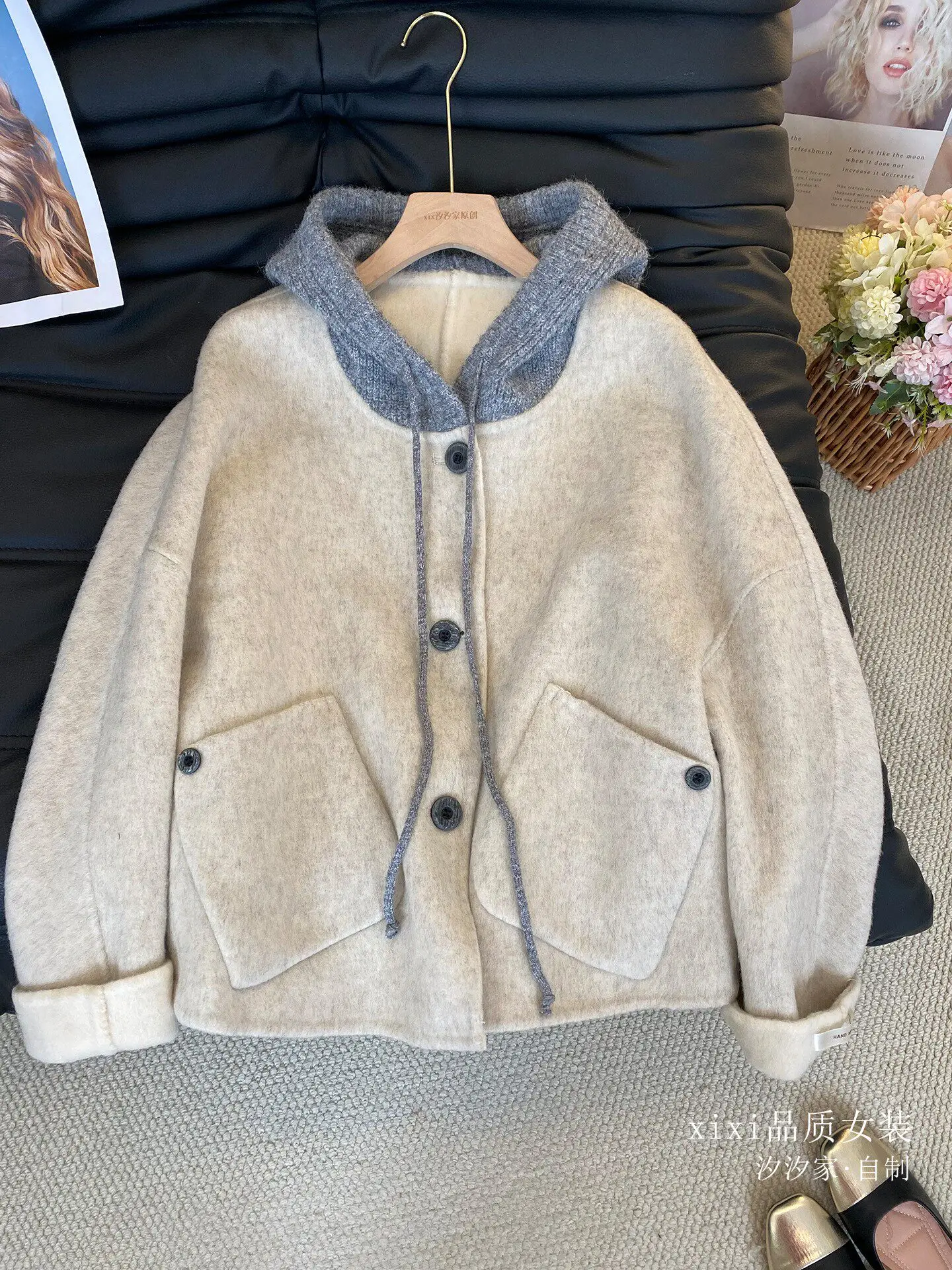 New Coats Double sided casual hooded woolen short jacket
New Coats Double sided casual hooded woolen short jacket
