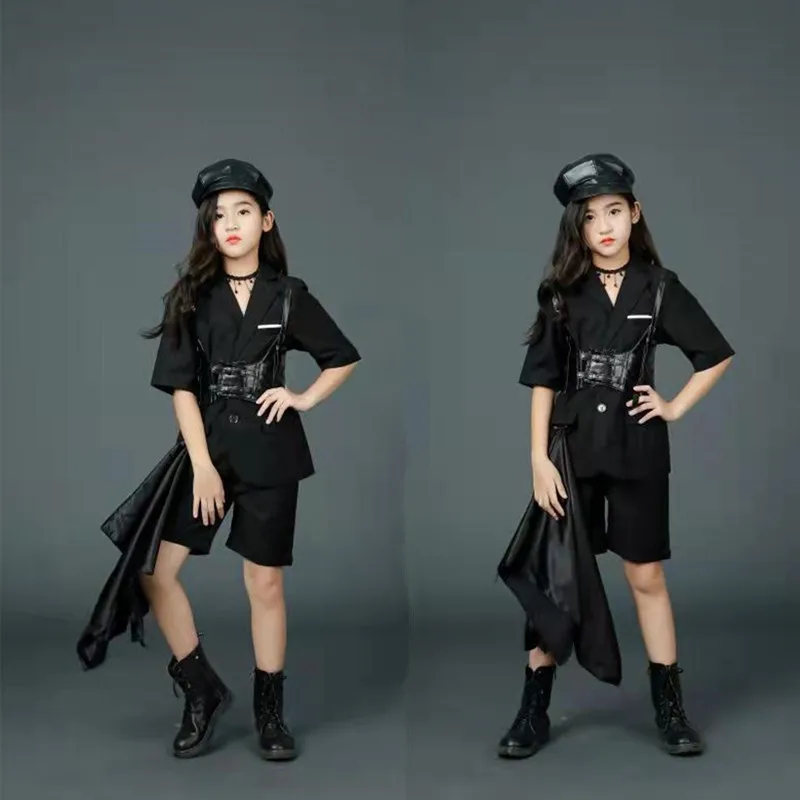 Children's Catwalk Suit Men's Fashion Handsome Stage Domineering Performance Dress Girls Opening Show Personalized Performance D
Children's Catwalk Suit Men's Fashion Handsome Stage Domineering Performance Dress Girls Opening Show Personalized Performance D